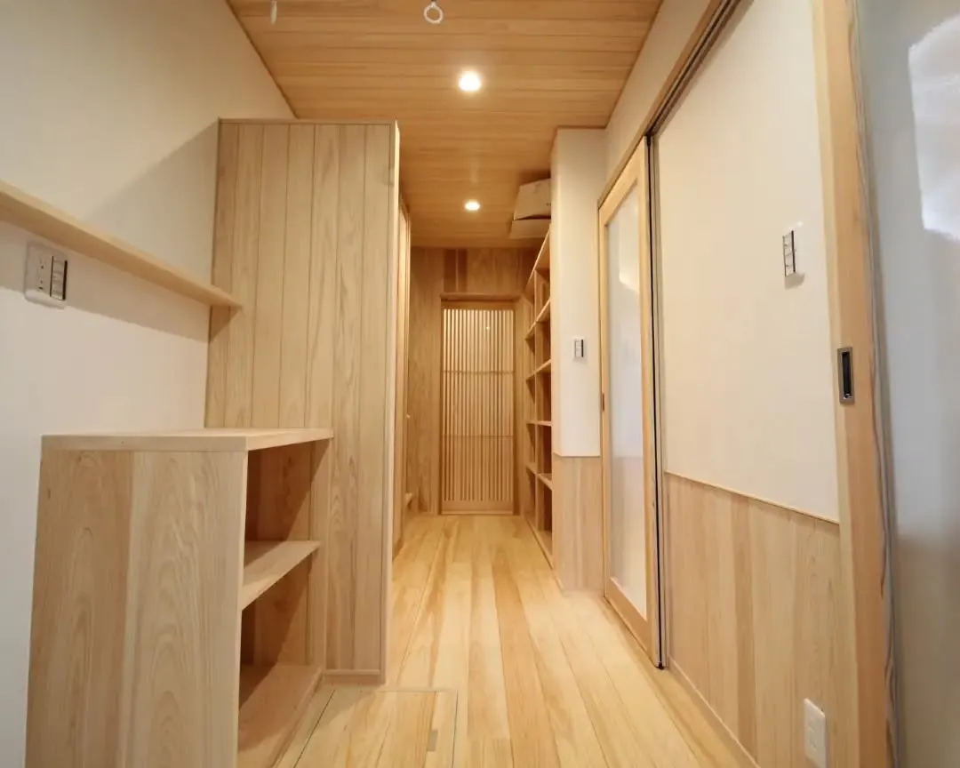 木のぬくもりと、毎日の使いやすさが優しく調和したお住まいのご...